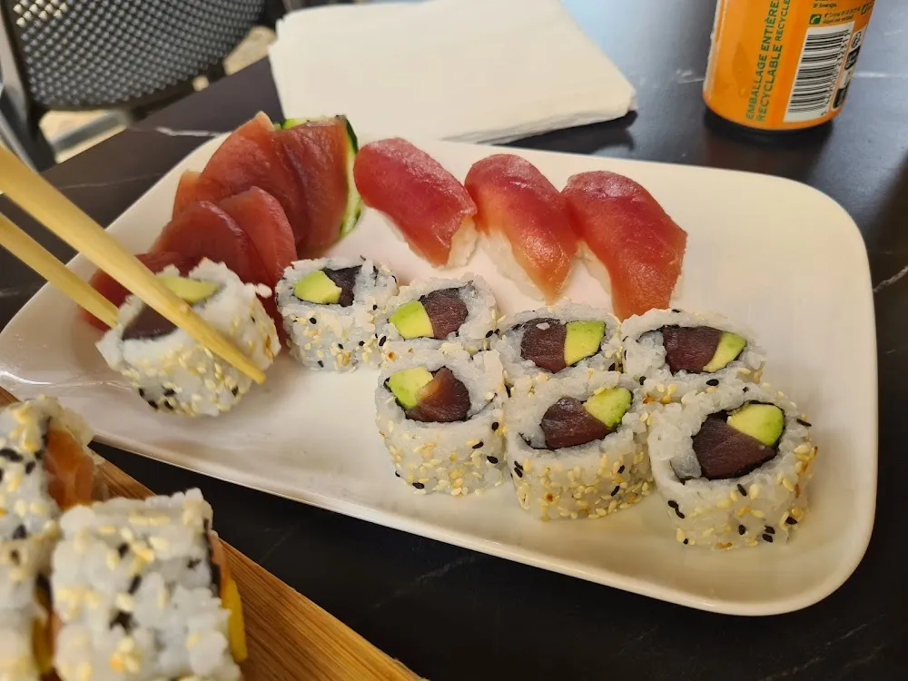 lk9 Sushi Boat